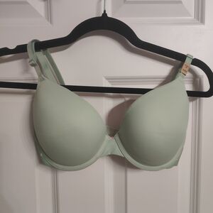Victoria's Secret Light Green Bra